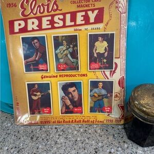 Elvis Presley Collection Card Magnets - Vintage Style numbered vintage
